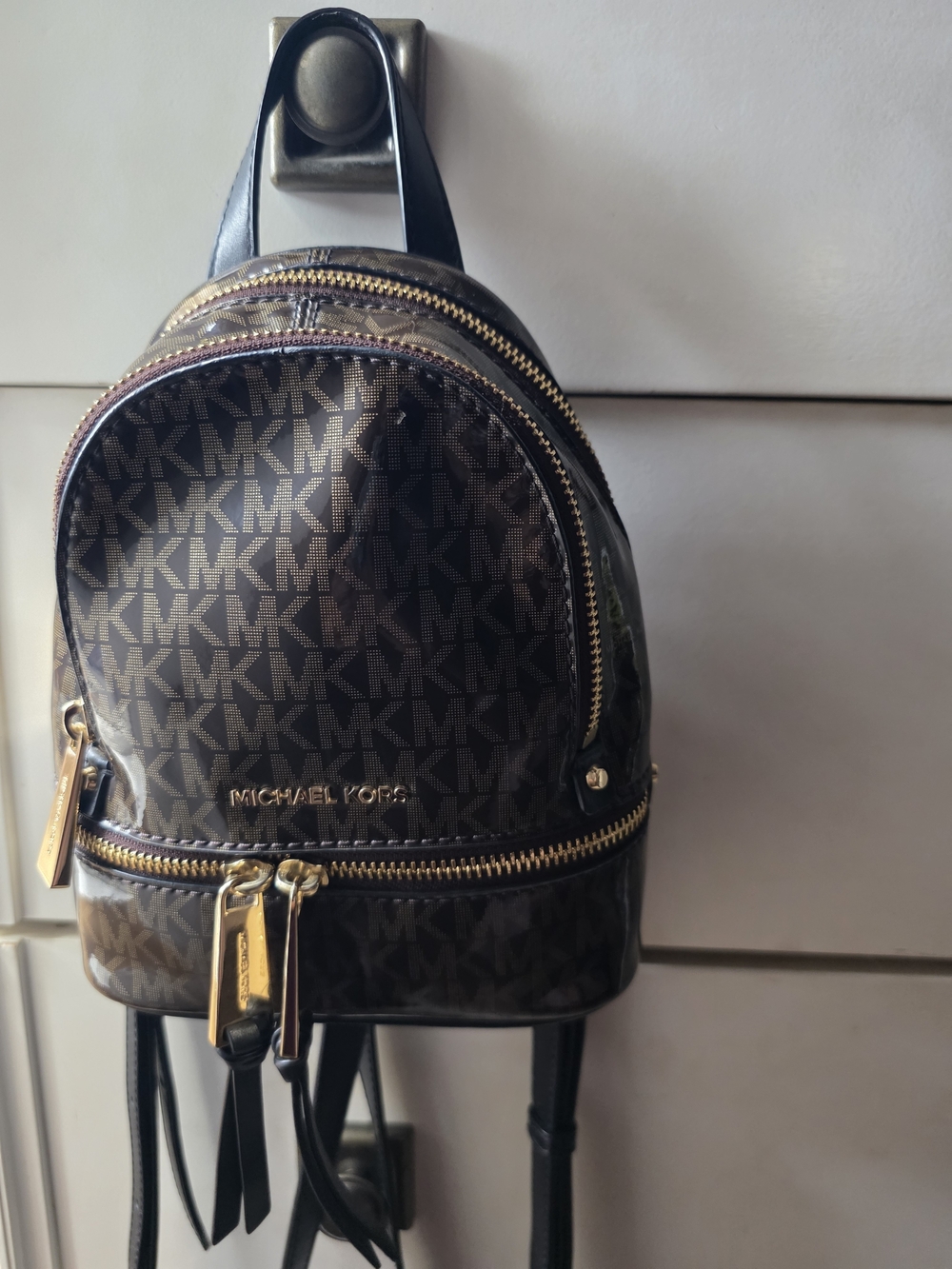 MK mini Rhea backpack & Wallet - Picture 4 of 7